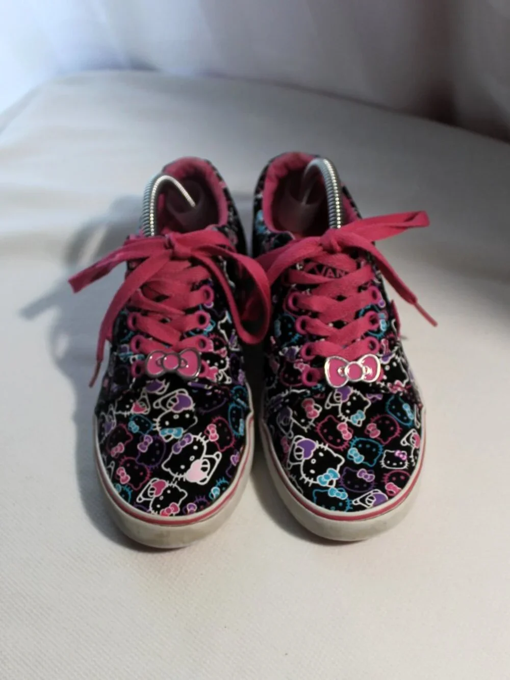 Hello Kitty Vans with Bow Charms Size 6